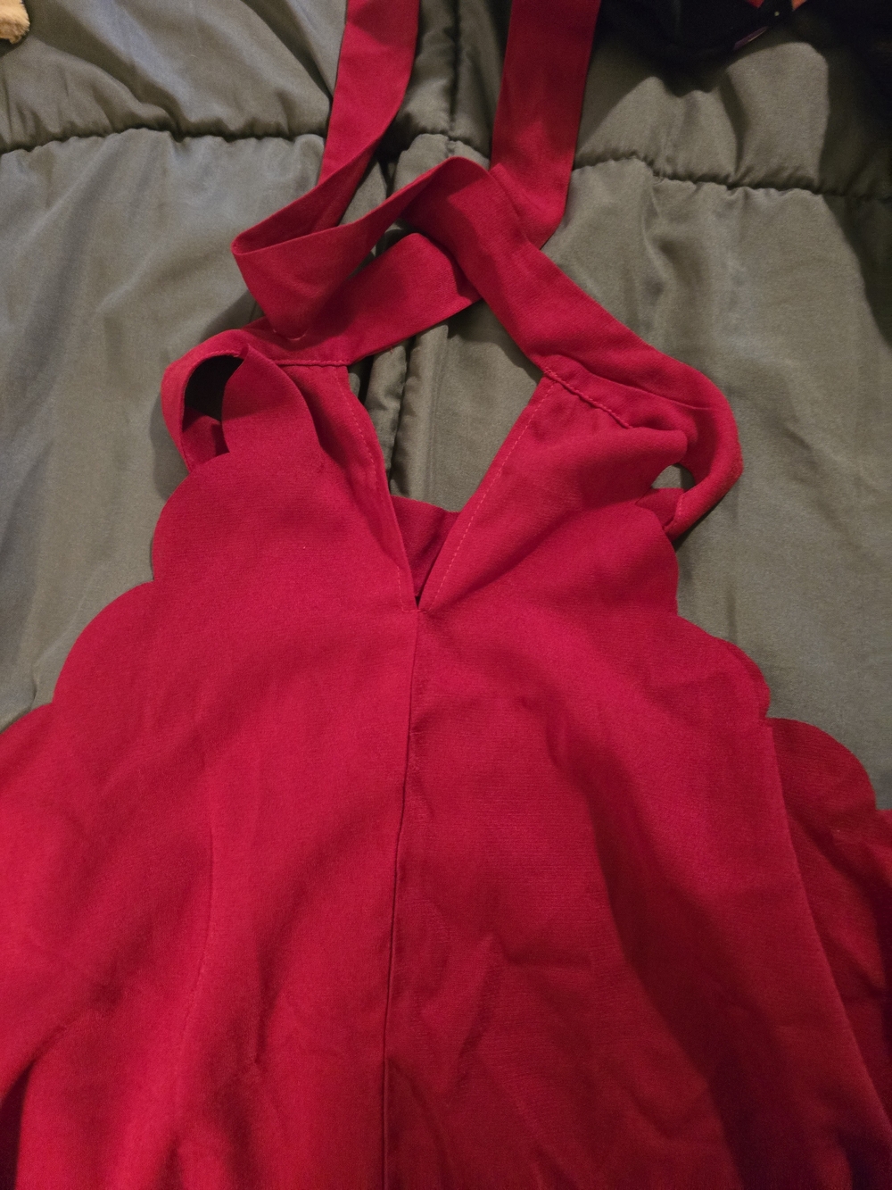 SHEIN Red One-Shoulder Scallop Dress